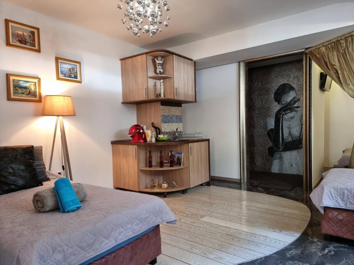 Penelopa Apartments โอครีด ภายนอก รูปภาพ